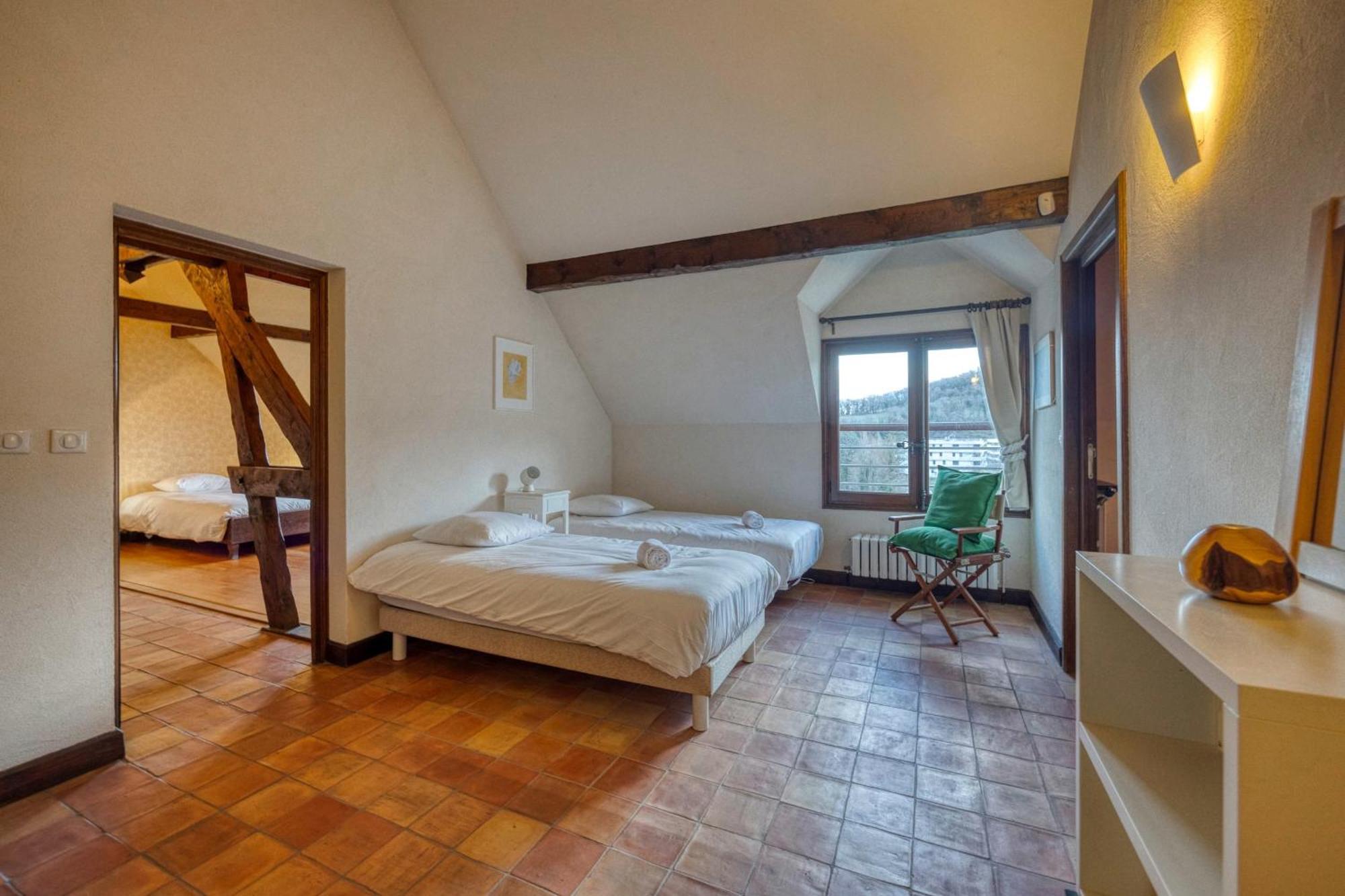 #Hp La Maison Des Lilas Large Family House Sleeps 12 Garden Seyssinet 外观 照片