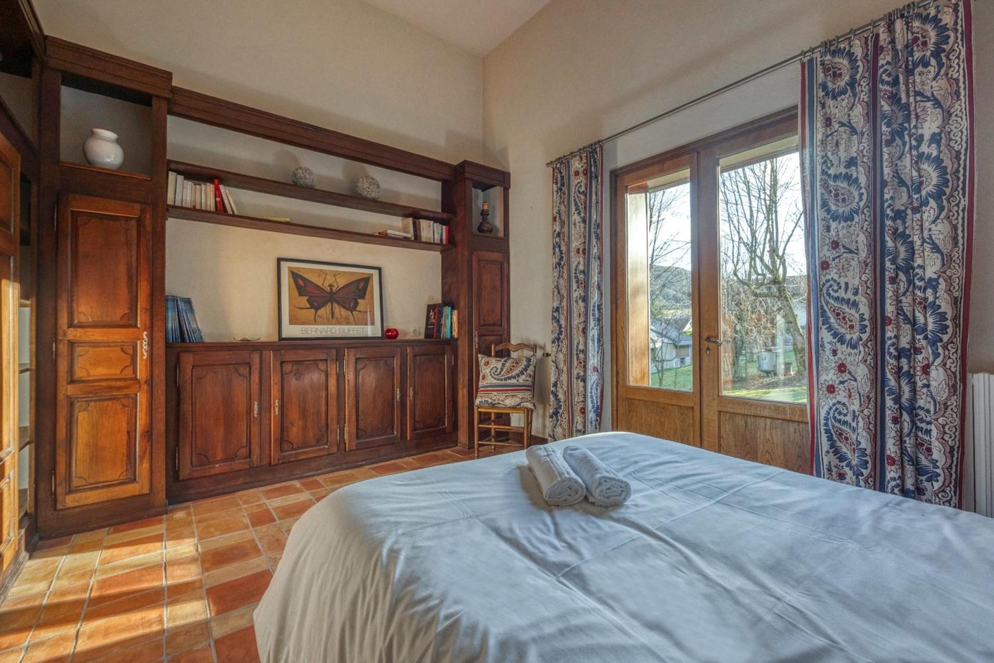 #Hp La Maison Des Lilas Large Family House Sleeps 12 Garden Seyssinet 外观 照片